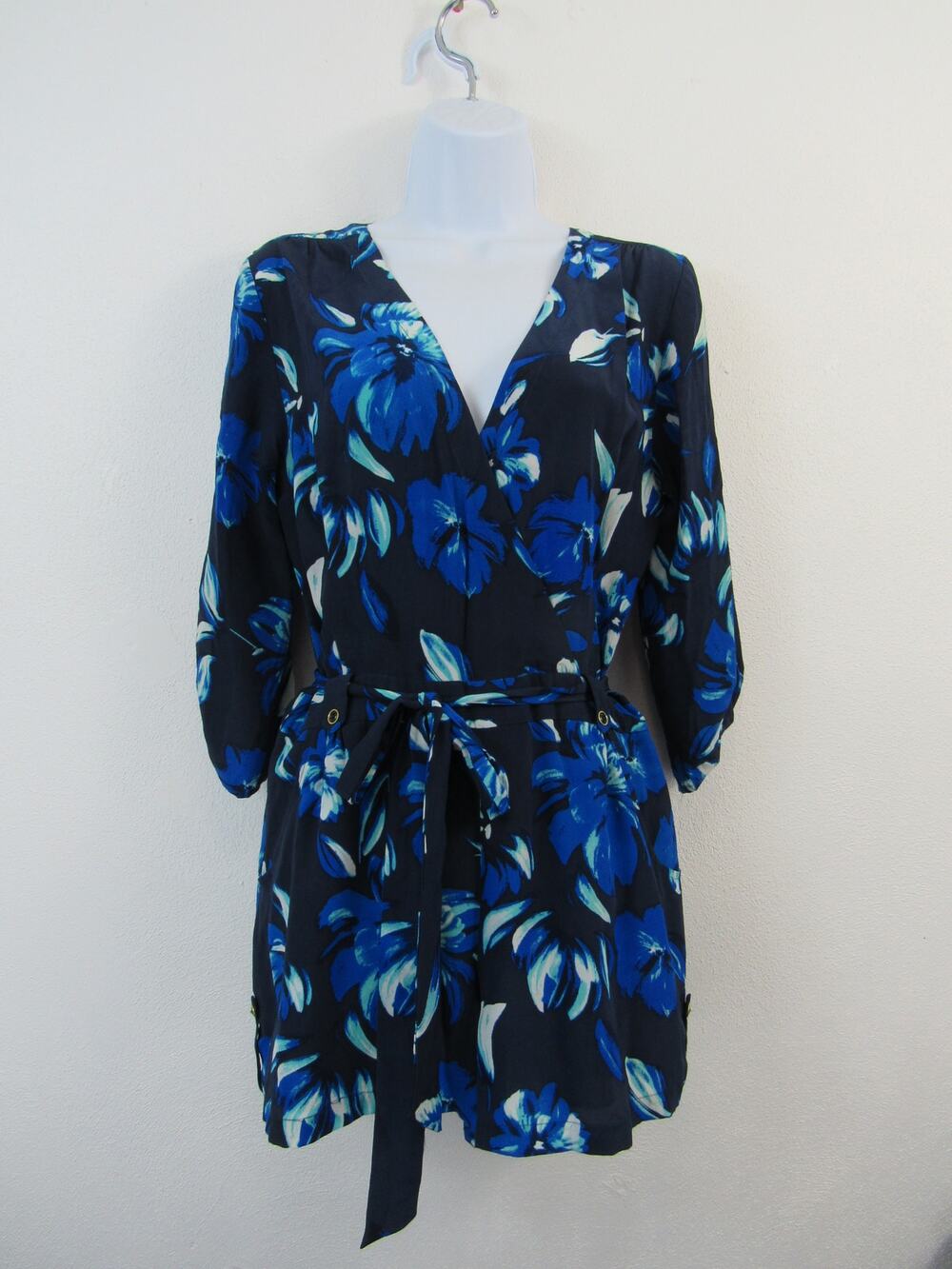Yumi Kim Small Silk Roll Tab Sleeve Romper Shorts Blue Floral Belted Pockets
